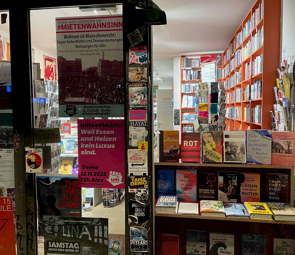 Zur schwankenden Weltkugel Zur schwankenden Weltkugel